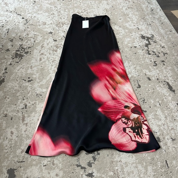 MISA Los Angeles Sierra Skirt Size Small NWT - Picture 7 of 8